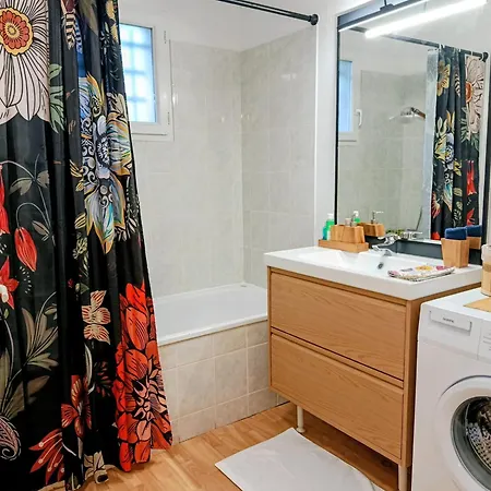 アパート Au Secret Du Levant, Piscine,gym Et Zenitude ガイヤック